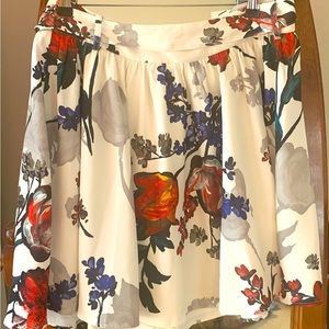 Express mini flowy skirt